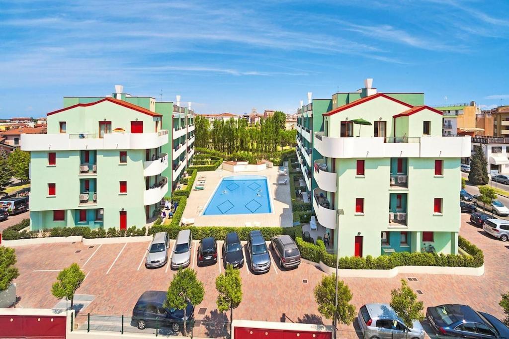 Apartment In Caorle With Heating Kültér fotó